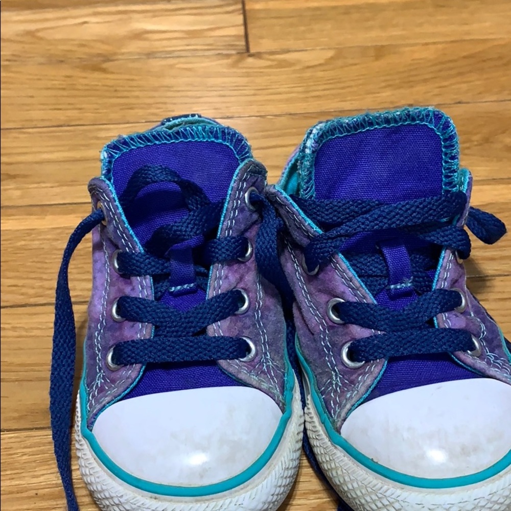 Toddler purple converse